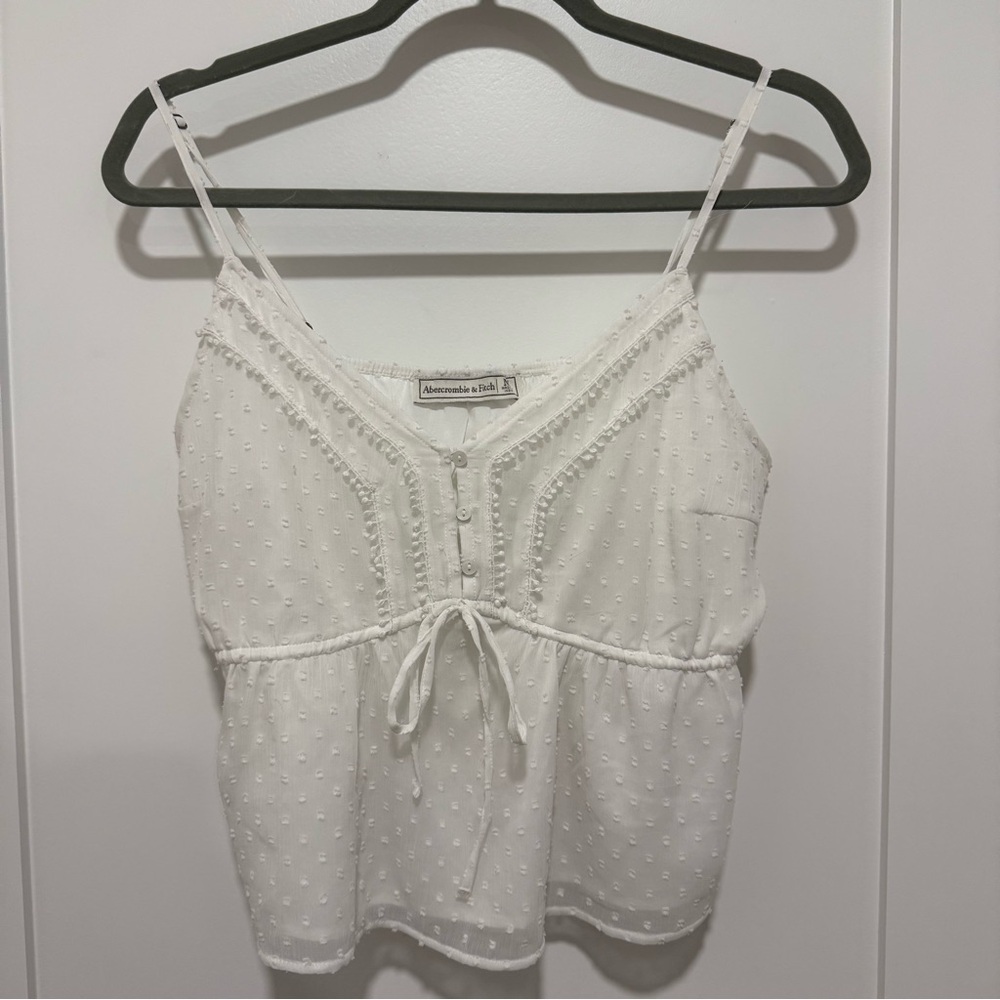 Abercrombie & Fitch White Top